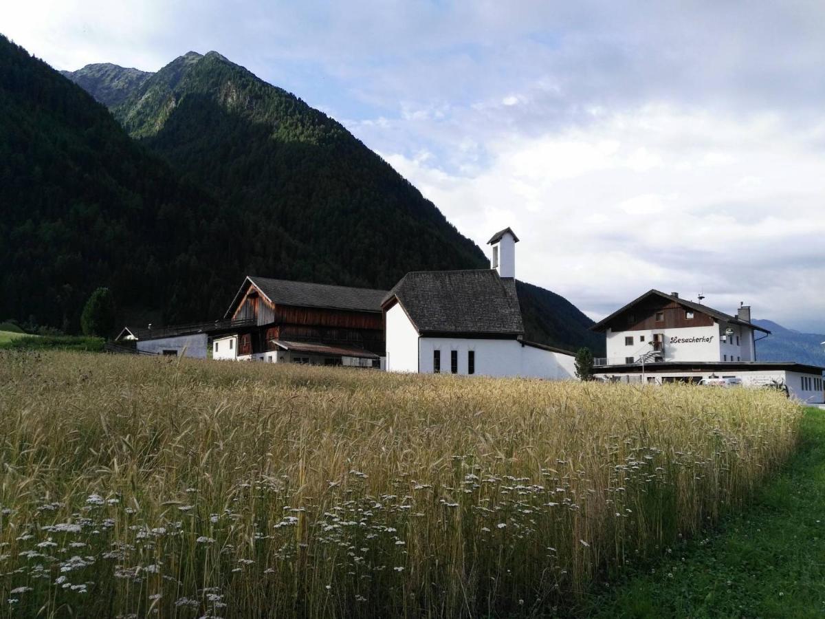 Lesacherhof Kals-am Großglockner エクステリア 写真